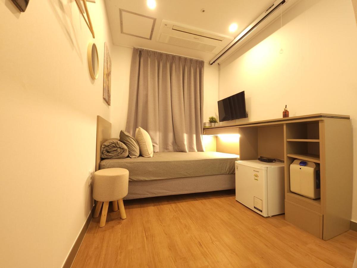 Oyo Hostel Myeongdong 2 โซล ภายนอก รูปภาพ