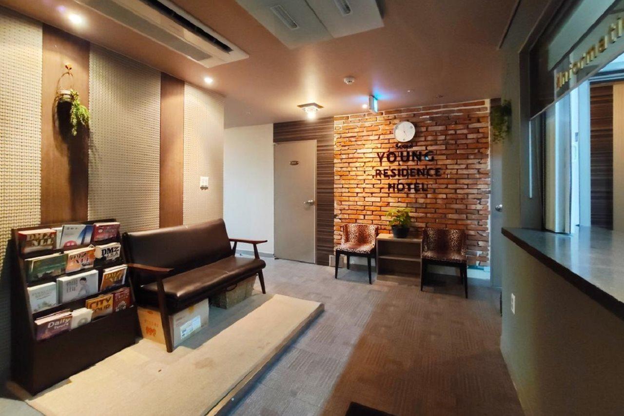 Oyo Hostel Myeongdong 2 โซล ภายนอก รูปภาพ